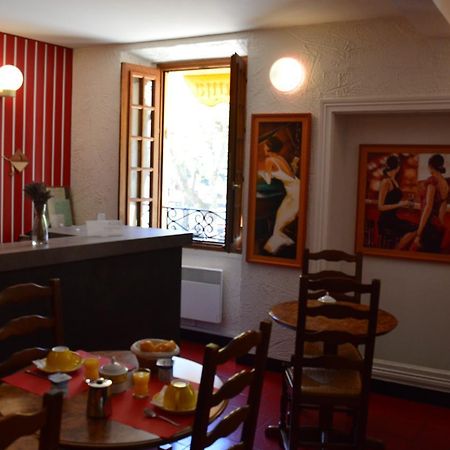 Hotel Le Roya Брейл-сюр-Роа Екстериор снимка