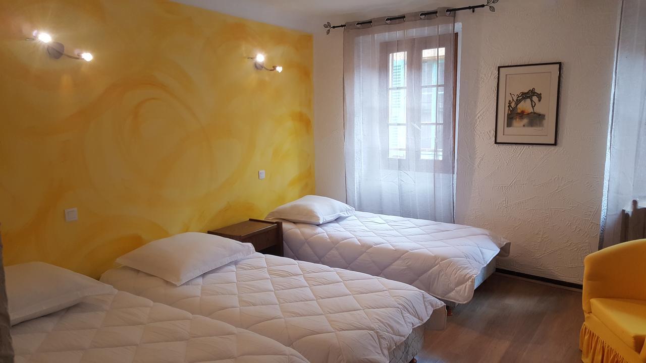 Hotel Le Roya Брейл-сюр-Роа Екстериор снимка