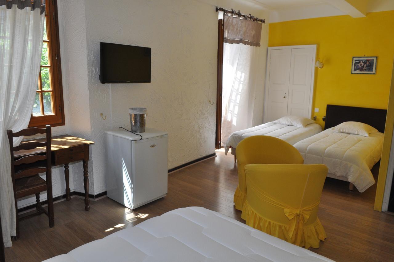 Hotel Le Roya Брейл-сюр-Роа Екстериор снимка