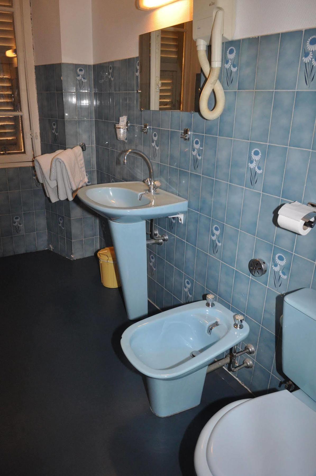 Hotel Le Roya Брейл-сюр-Роа Екстериор снимка